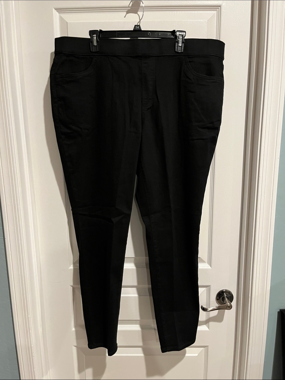 EVRI Black Women's Jeggings 🪻